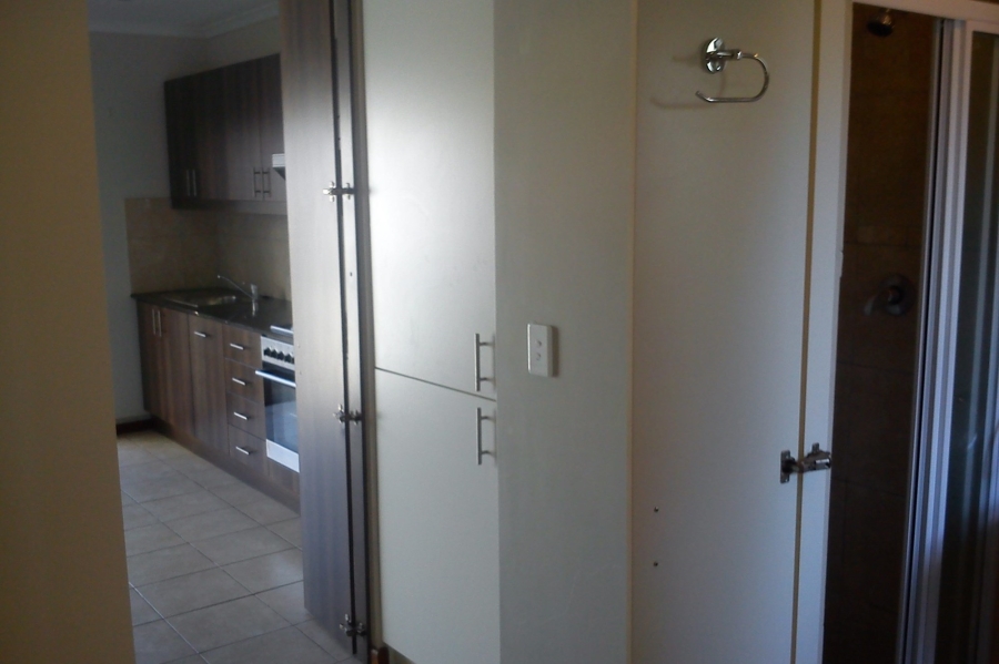 1 Bedroom Property for Sale in Sunridge Western Cape